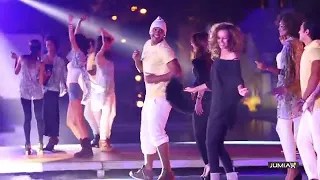       موسيقى نادى السينما       دندنها