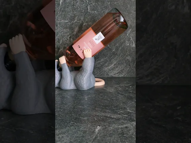Little Mouse Wine Bottle Holder / Multicolor / No Support video thumbnail