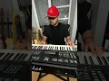 Download Lagu Het bespelen van een enkel orgel met behulp van een toetsenbord 1 miljoen