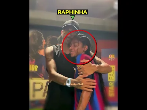Raphinha's sister 😍