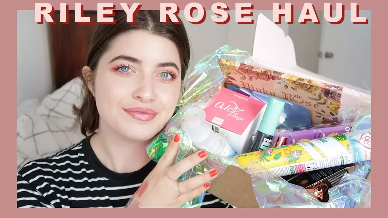 HUGE BEAUTY HAUL! Everything You See On Instagram! | Riley Rose Unboxing