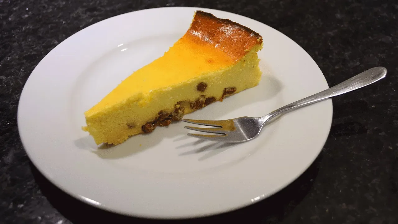 Elsässer Hefe Gugelhupf | Kougelhopf | Gugelhopf Rezept | Backen mit Mrs Flury. 