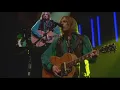 Learning to Fly - Tom Petty w/ Stevie Nicks