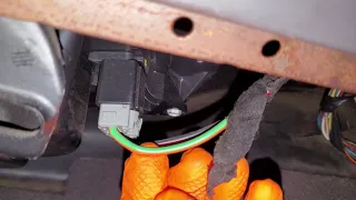 2004 Ford Focus Blower Motor Fuse Testing