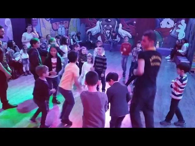 ანასტასიას და დათუჩას დაბადების დღე გასართობ ცენტრში Like