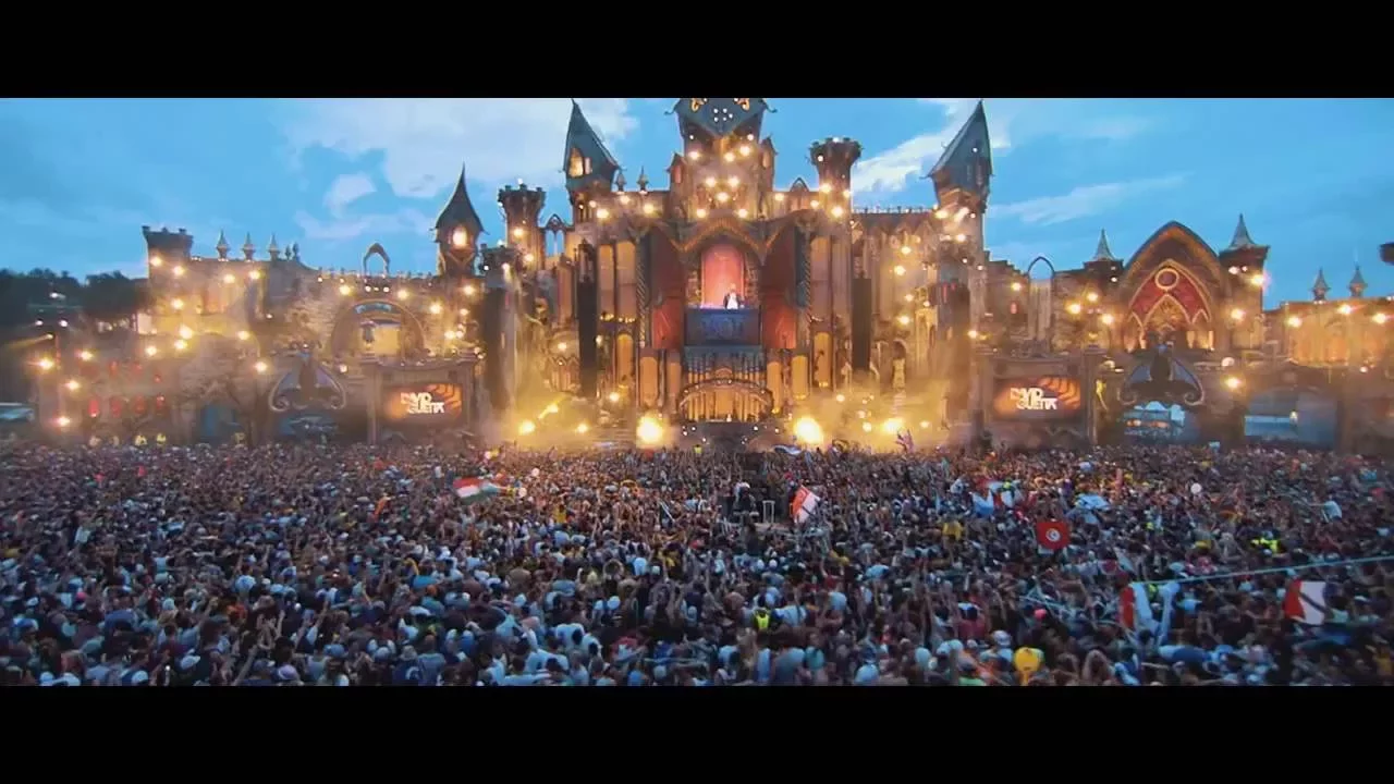 Martin Garrix - Seven Nation Army (Mesto Remix) [Tomorrowland Video]