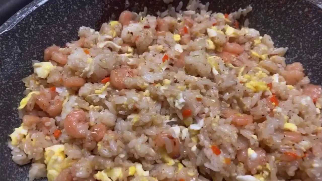 How to Make Shrimp Fried Rice - Fast & Easy Recipe