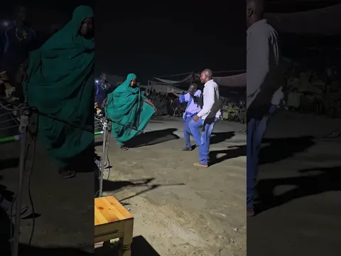 Night Kirang Queen - Green Toub One-Leg Battle