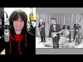 Download Lagu British guitarist analyses the LEGENDARY Buddy Holly!