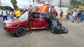 Idiotas Em Carros e Momentos Engraçados! (Ep.12)