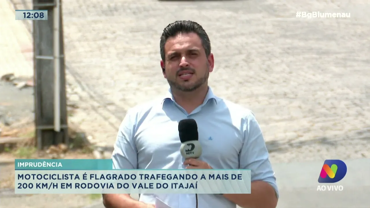 Motociclista é flagrado trafegando a mais de 200 km h em rodovia do Vale do Itajaí
