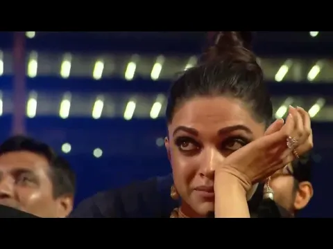 Download MP3 Deepika Crying, SALMAN Khan Insulting Ayushmann Khurrana during Award ceremony HD