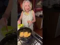 I m cooking breakfast for the COTTLE HOUSE this morning