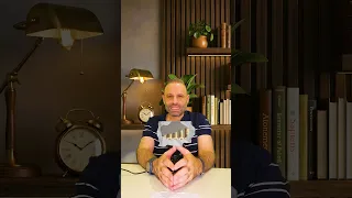 الذهب سج ل رقم ا قياسي ا ثم انهار خلال   أيام   هذا ما حدث فعلي ا دندنها