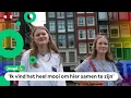 Sanne is met zus bij Canal Parade: 'Ze mag zijn wie ze is'
