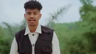 angin datang kasih kabar lirik