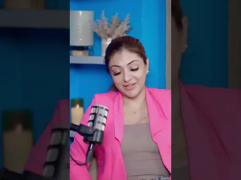 Directors take out all their anger on the actor.#khushimukherjee #QHQofficial #podcast #trending