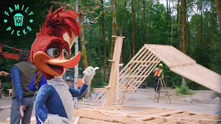 woody plays tricks on the builders woody woodpecker