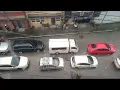 Download Lagu Umuulan at mabagal ang usad ng mga sasakyan.