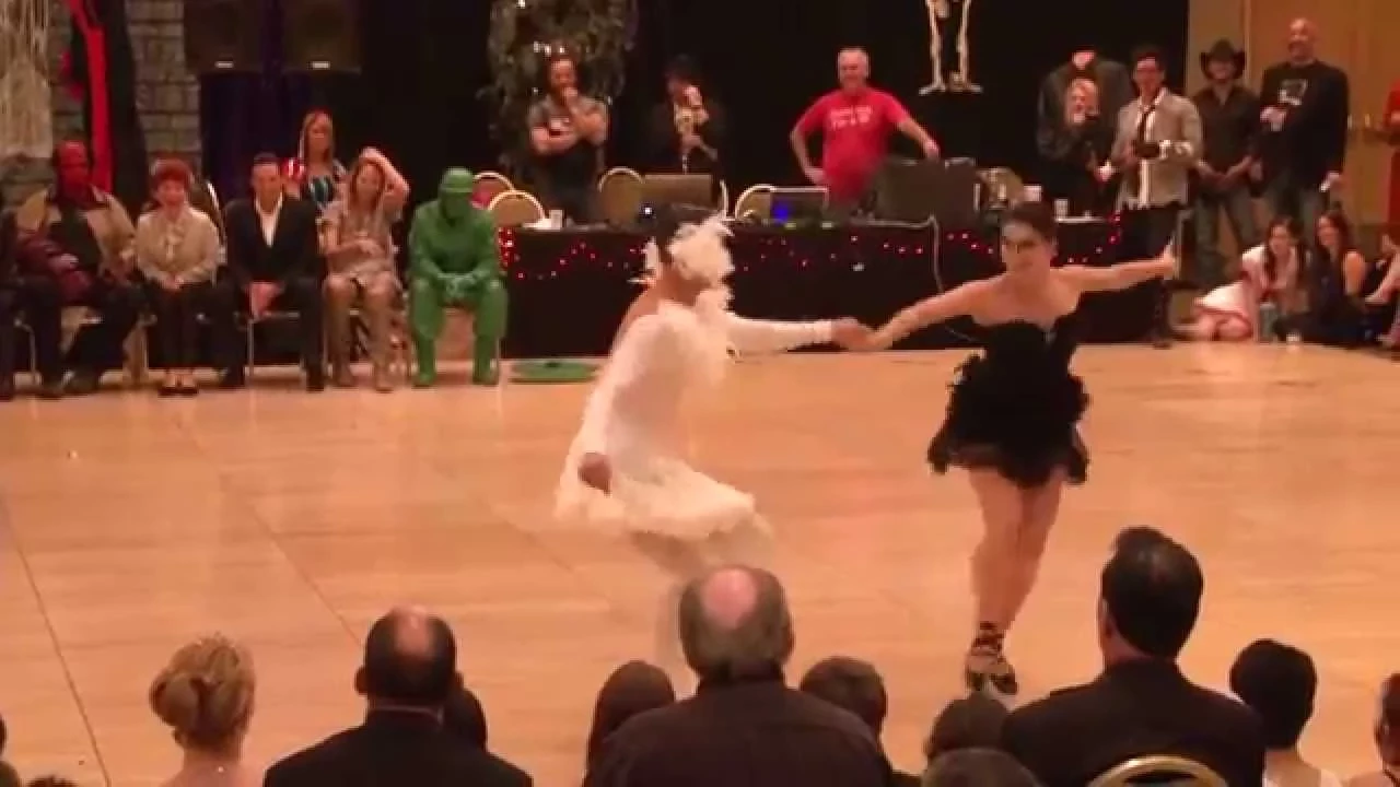 Melissa Rutz & Benji Schwimmer Black Swan Halloween Swingthing 2012