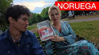 Entrei na Casa de uma Norueguesa Para Comer Salmão