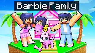 Download Having a BARBIE FAMILY in Minecraft! MP3