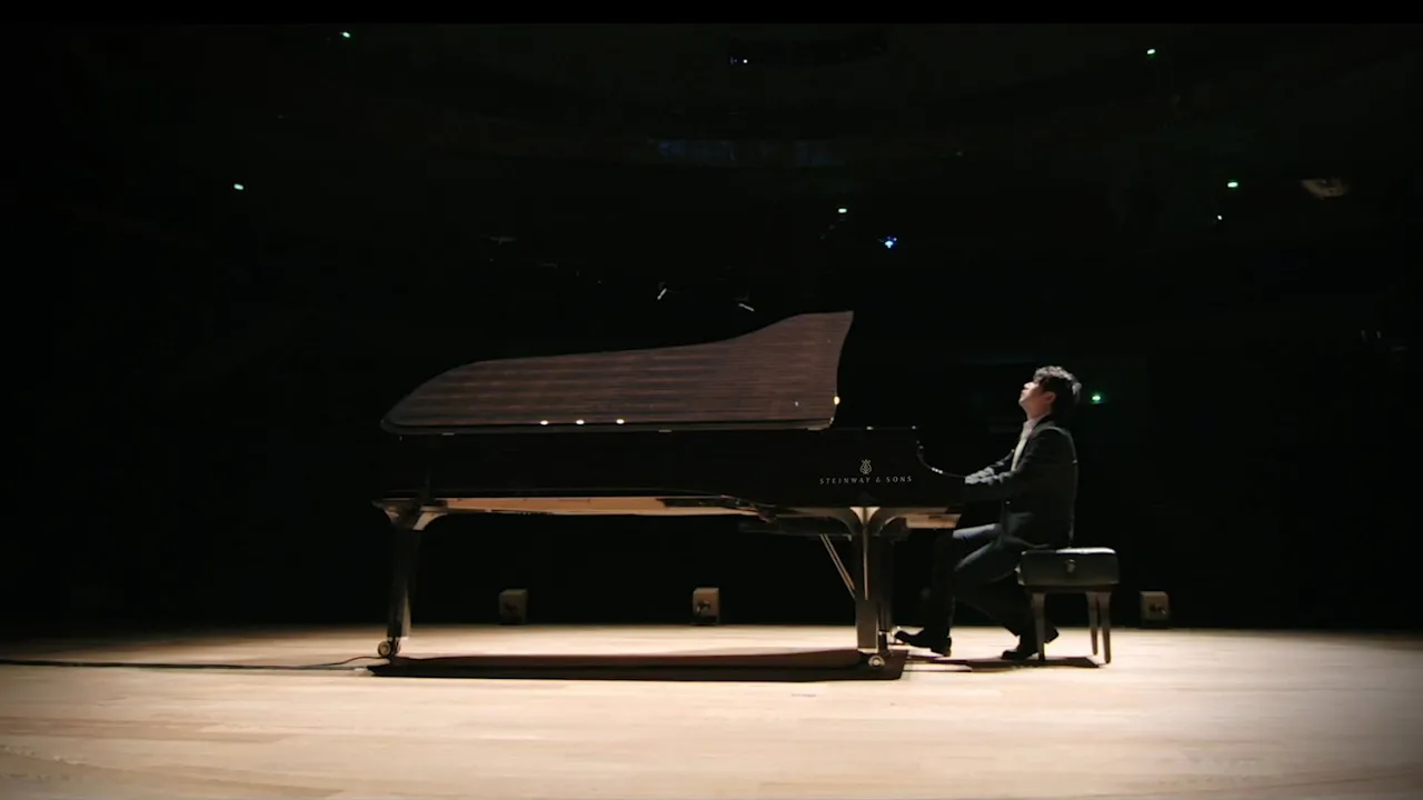 Lang Lang— Mozart: Sonata in C, K. 545, Allegro Lang Lang— Mozart: Sonata in C, K. 545, Allegro