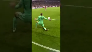 أفضل خمس تصديات لحراس المرمى في عالم كرة القدم كرة القدم نوير تير شتيغن سومر Football 