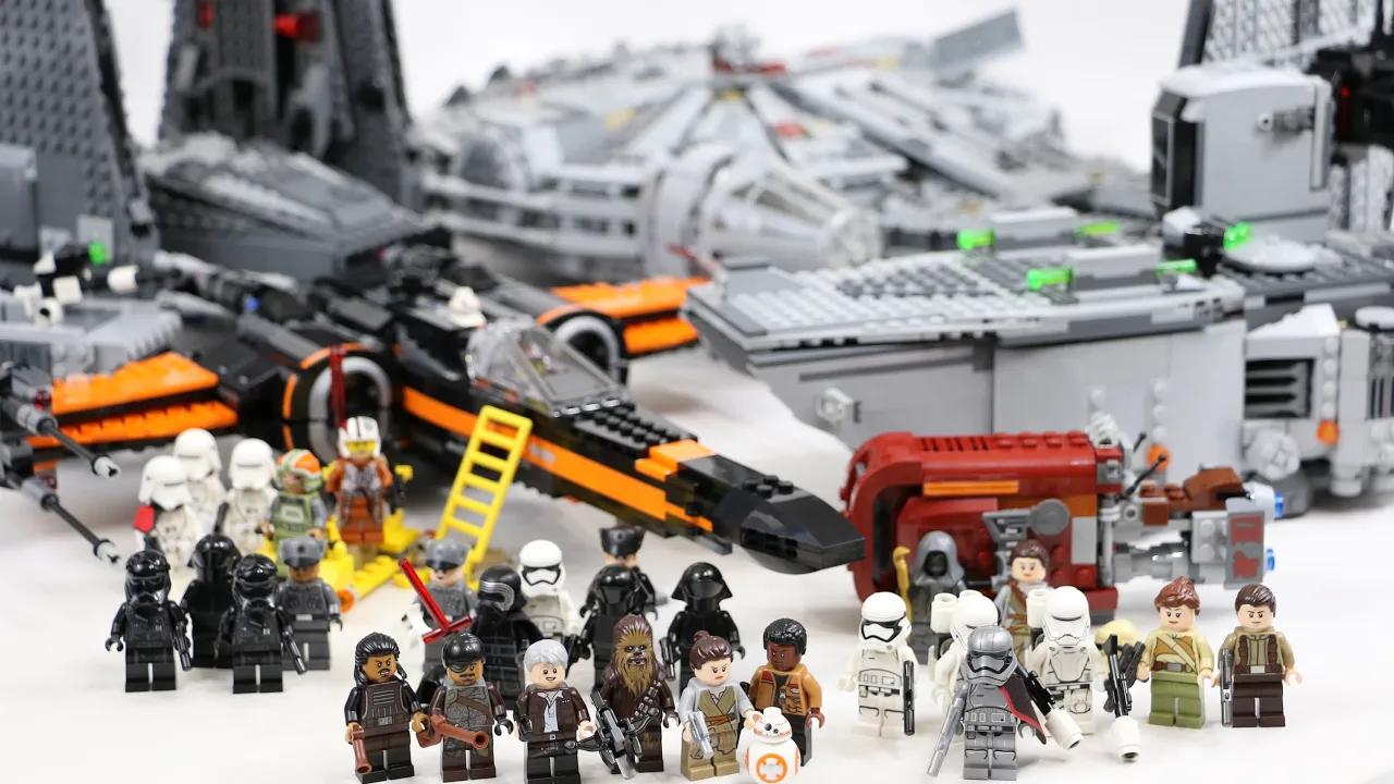 LEGO Star Wars: The Force Awakens - First Order Siege of Takodana Walkthrough (All Minikits)