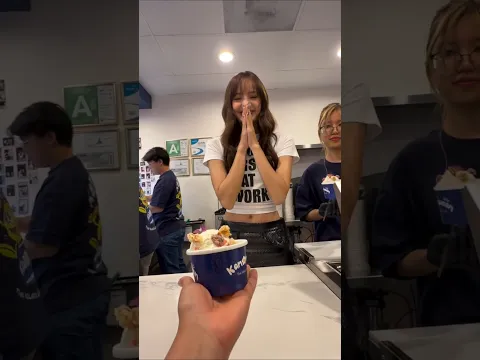 LISA Thaitown #ลิซ่า #lalisa #lisa #sawadika