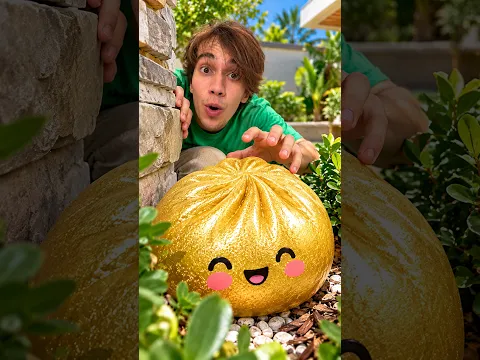Escondi SQUISHY na PRAÇA