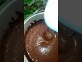 Download Lagu hand-mixing that Chocolate batter