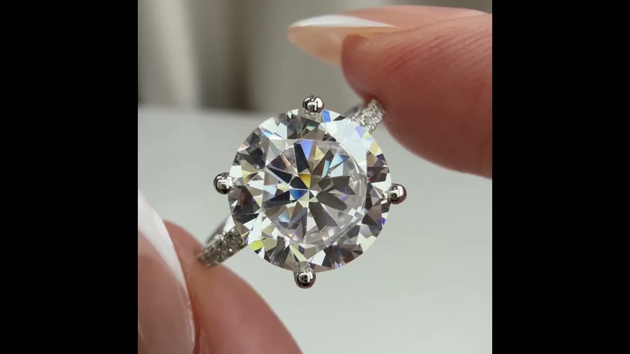 Kaia丨3CT Lab Diamond Pave Hidden Halo Ring-Cathedral Ring