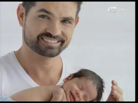 El actor Ferdinando Valencia pierde a su hijo Dante por meningitis