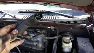 2006 ford explorer PCV Valve location and replacement
