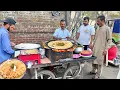 Lagu BEST STREET FOOD IN PAKISTAN | PURE DESI VIBES SAAG PARATHA \u0026 LASSI MAKHAN | PAKISTANI STREET FOOD