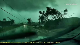 Dash cameras capture violent winds snapping power poles in Appleton