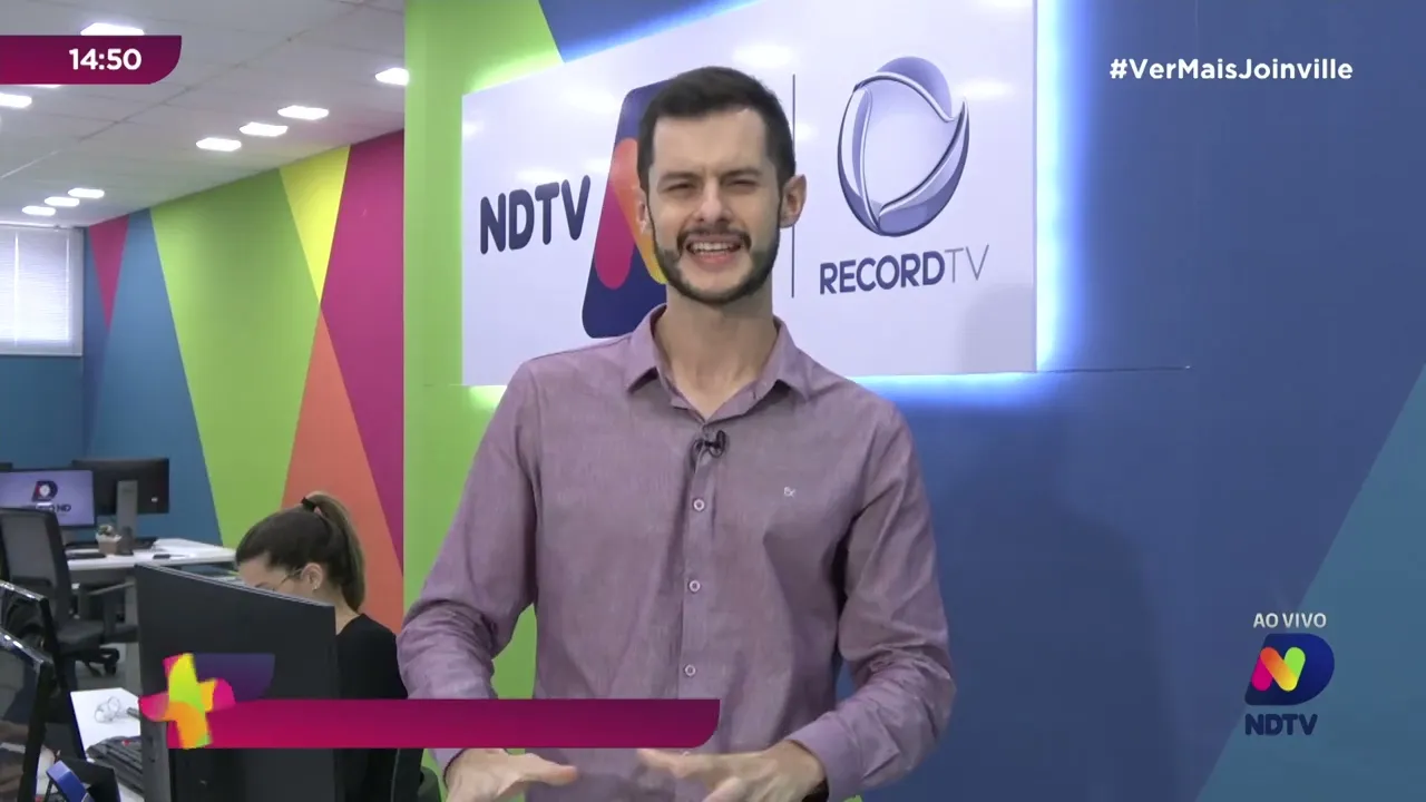 Jararaca é encontrada em portão de casa em Jaraguá do Sul