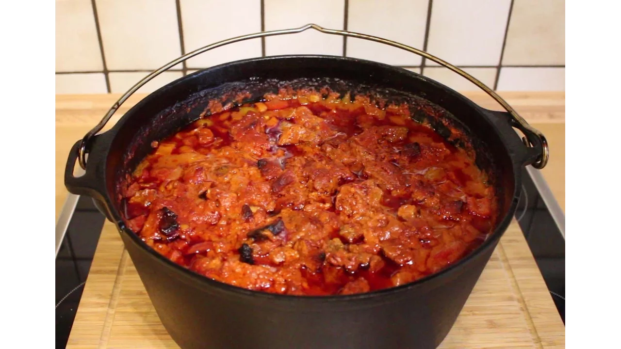 Beef Goulash - Hungarian Beef Goulash Recipe - Paprika Beef Stew. 