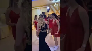 عينك هدبها يذبح يومن تطل وتشبح 