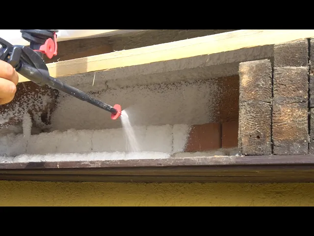 Purškiamos pistoletinės termoizoliacinės putos PENOSIL, Easyspray, 700 ml