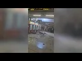 Download Lagu Cau un bocí de sostre a l'interior de l'aeroport de Palma