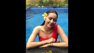 kompilasi artis pakai bikini