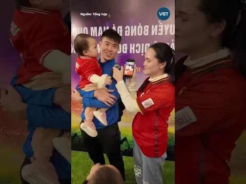 Bí mật phía sau hậu phương của Văn Hậu và Duy Mạnh