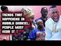 Download Lagu Tien mensen treden op bij Agbala Gabriel; mensen moeten het horen: oh-gbanu-tan!!!
