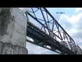 Lagu Bunuh Diri Karena Rokok, Lompat dari Jembatan
