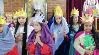 تعالوا شوفوا السماء فى اسكتش السمائين لكورال كنيسة العذراء والسمائين                دندنها