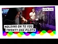Download Lagu Twenty One Pilots - Holding on to you | 3FM Live