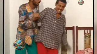 الزمن الجميل مشهد نادر من دراما يمنية قديمة أداء مبهر للفنان صلاح الوافي دندنها