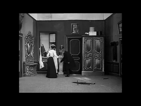La Douche d'eau bouillante (1907) Rogues' Tricks (Méliès)